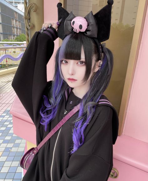 Jirai Kei Hairstyles, Kuromi Style, Kuromi Cosplay, Jirai Kei Fashion, Alternative Hairstyles, Characters Hairstyles, Sanrio Fashion, Kabukicho, Female Hairstyles