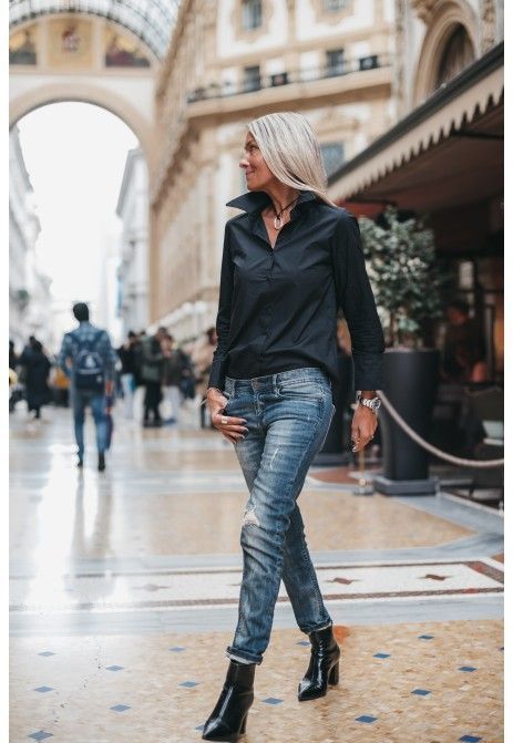 4d6e4749289c4ec58c0063a90deb3964desc44256822ri Mama Style, Outfit Jeans, Mode Casual, Fashion Over 40, Fall Fashion Outfits, Outfits Casuales, Jean Outfits, Look Fashion, Chic Outfits