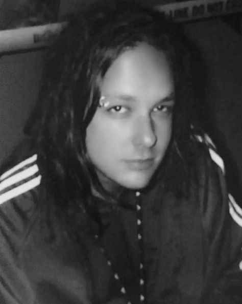 Jonathan Davis 90s, John Davis, Jonathan Davis, Love U So Much, All In The Family, Band Pictures, Popular People, Having A Crush