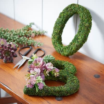 Moss Covered Letters, Succulent Arrangements Diy, Moss Letters, How To Make Letters, Easter Door Decor, Moss Covered, Letter Decor, Wedding Initials, Diy Letters