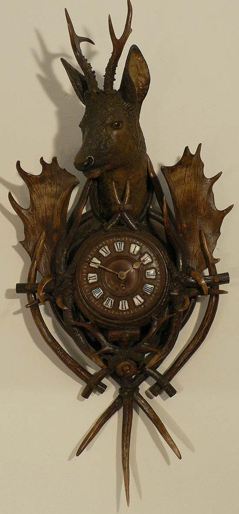 a black forest antler wall clock with carved deer on top Rustic Ski Lodge Decor, Deer European Mount, Cool European Deer Mounts, Antler Furniture, Deer Skull Mount Lamp, Deer Clock, Mounted Deer Skull, Forest Clock, Deer Antler Decor