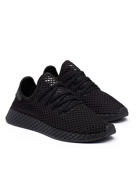 Deerupt Runner sneakers Men | Simons #maisonsimons #men #fashion #shoes #sneakers #adidas #adidasoriginals Men Fashion Shoes, Adidas Deerupt, Branded Shoes, Nike Tanjun, Fashion Shoes Sneakers, Summer Sneakers, Sneakers Adidas, Sports Style, Sports Sneakers