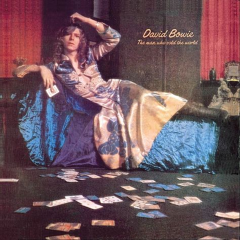 David Bowie - Man Who Sold the World - Amazon.com Music David Bowie Album Covers, Angela Bowie, Man Who Sold The World, Mick Ronson, Baby Kostüm, Aladdin Sane, Fritz Lang, Marc Bolan, Space Oddity