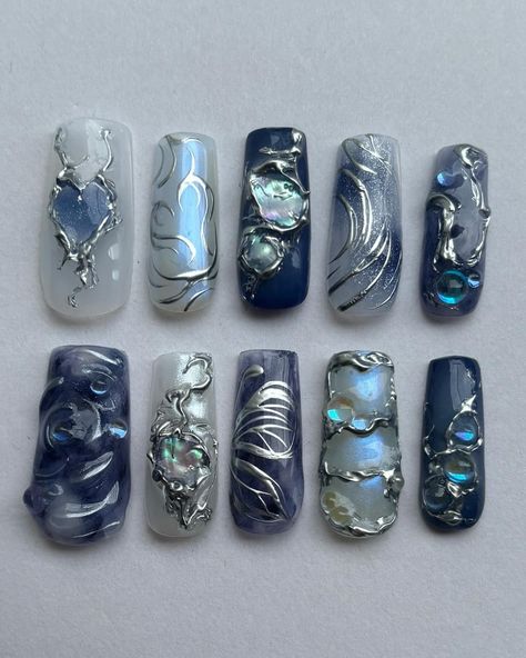 Blue And Silver Nails, Witchy Nails, Chrome Nails Designs, Punk Nails, Pretty Gel Nails, Silver Nails, Prom Nails, Unique Nails, Funky Nails