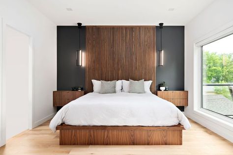 Casa Country, Slatted Headboard, Bedroom Bed Design, Bedroom Headboard, Bedroom Furniture Design, Modern Bedroom Design, Primary Bedroom, Master Bed, Master Bedrooms Decor