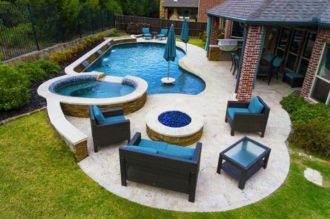 Outdoor Living Spaces With Pool, Pool Next To Patio, Inground Pool And Spa Ideas, Small Pools With Spa, Jacuzzi And Pool Outdoor, Pool And Patio Design, Backyard Patio Pool Designs, Outdoor Patio Pool Ideas, Patio With Pool Decorating Ideas