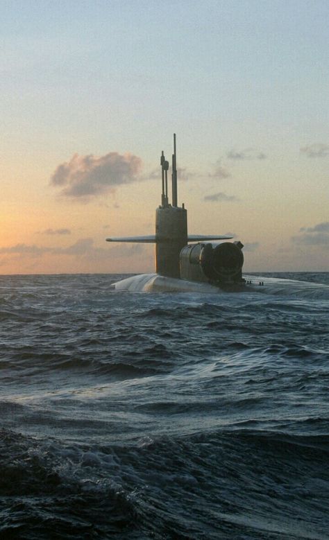 Submarine Aesthetic, Seawolf Class Submarine, Underwater Submarine, Virginia Class Submarine, Ocean Exploration, Us Submarines, The Deep Ocean, Nautical Aesthetic, Nuclear Submarine