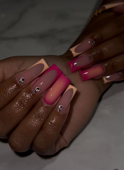 Simple Christmas Nails Acrylic Square, Nail Inspo Trendy 2024 Fall, Gel X Halloween Nails, Coffin Nails Designs Fall 2024, Rich Nails Design, Dope Nail Designs Fall 2024, Fall Season Nails Acrylic, Customize Nails, Birthday Nails Black Women