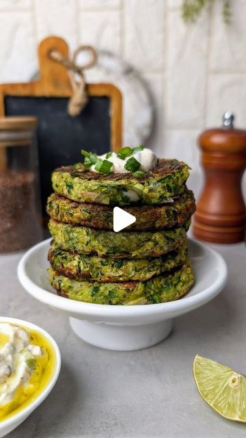 Garlic Yogurt Sauce, Garlic Yogurt, Zucchini Fritters, Vegetarian Snacks, Yogurt Sauce, Tasty Healthy, A Match Made In Heaven, Match Made In Heaven, Zucchini Recipes