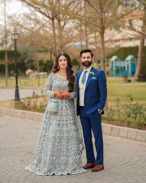 Walima Dresses Pakistani, Wedding Matching Outfits, Muslim Wedding Photos, Reception Outfits, Walima Dress, Marriage Dress, Couple Wedding Dress, Latest Bridal Dresses, Wedding Outfit Men