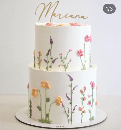 Boho Flower Birthday Cake, Wildflower Cakes Birthday, 2 Tier Birthday Cake Flower Design, Wild Flowers Cake Ideas, Floral Theme Birthday Cake, Floral Bridal Shower Cake Ideas, Wildflowers Birthday Theme, First Birthday Cake Floral, Flower Bridal Shower Cake