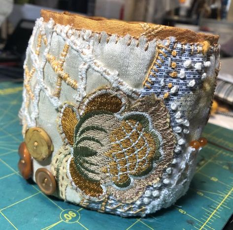 Slow Stitching With Sew Salvaged | First fabric vessel | Facebook Slow Stitch Vessel, Fabric Vessels How To Make, Textile Vessels, Stitch Pots, Fabric Vessels, Fabric Containers, Fabric Mache, Stitch Stuff, Fabric Bowls