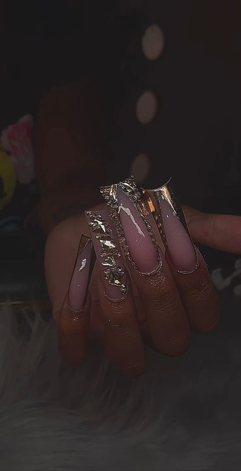 Capricorn Nails Acrylic, Aquarius Birthday Nails, Glittery Acrylic Nails, Aquarius Birthday, Curved Nails, Duck Nails, Hard Nails, Cute Acrylic Nail Designs, Her Nails