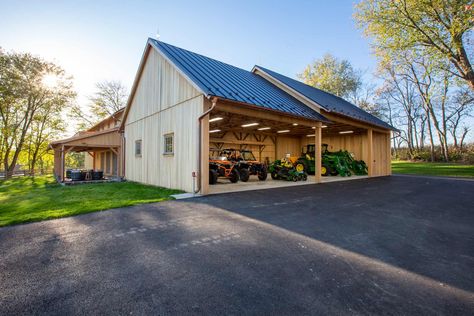 Barn Garage Ideas, Arched Entryway, Garage Plans With Loft, Barn Builders, Bank Barn, Horse Barn Designs, Carriage House Plans, Susquehanna River, Barn Shop