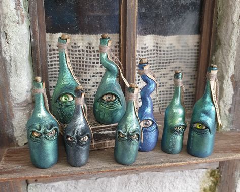 Halloween Bottle Crafts, Painted Potion Bottles, Old Liquor Bottles, Metaphysical Gifts, Halloween Bar, Polymer Clay Halloween, Steampunk Christmas, Halloween Potion Bottles, Homemade Halloween Decorations