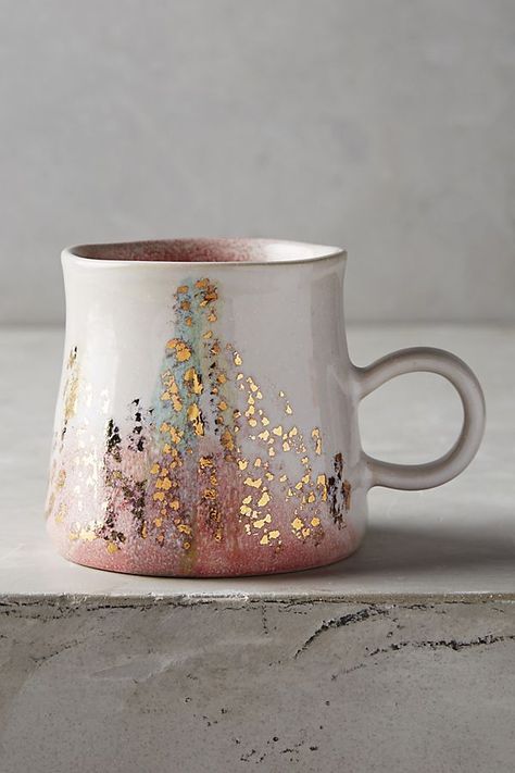 Slide View: 3: Gold Accent Mug Decor Ikea, Pink Coffee, Keramik Design, Decor Minimalist, Coffee Cafe, Chic Home, Handmade Home Decor, Cheap Home Decor, Handmade Home