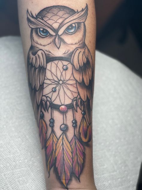 Something for my mom, whom passed away 11/24/17 2 days before my twins turned 3 Dream Catcher And Butterfly Tattoo, Dream Catcher Owl Tattoo, Dream Catcher With Clock Tattoo, Owl Dreamcatcher Tattoo For Women, Owl Dream Catcher Tattoo Design, Owl Dream Catcher, Small Girly Tattoos, Dream Catcher Tattoo, Owl Tattoo