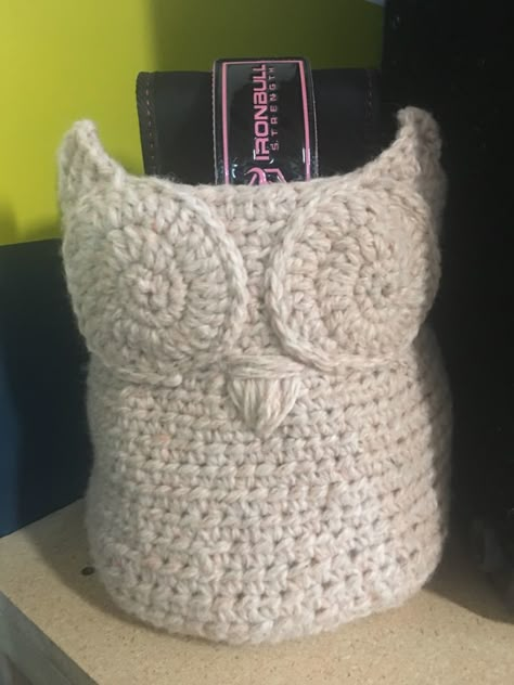 Cozy Crochet Owl Basket Free Pattern Crochet Owl Basket Free Pattern, Crochet Owl Pillows, Crochet Owl Basket, Owl Basket, Crochet Basket Pattern Free, Crochet Owls, Owl Crochet Patterns, Crochet Storage Baskets, Free Crochet Doily Patterns