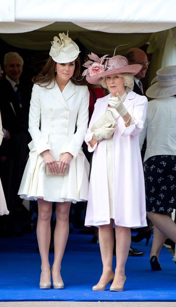 Catherine, Duchess of Cambridge, and Camilla, Duchess of Cornwall. Moda Kate Middleton, Style Kate Middleton, Duchesse Kate, Duchesse Catherine, Prinz Charles, Order Of The Garter, Kate Middleton Photos, Camilla Parker Bowles, Style Royal