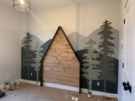 Nursery Wall Design, Kids Bedroom Inspiration, Nursery Room Inspiration, Toddler Bedrooms, Beautiful Forest, Big Boy Room, Boys Bedrooms, Mountain Cabin, Boys Room Decor