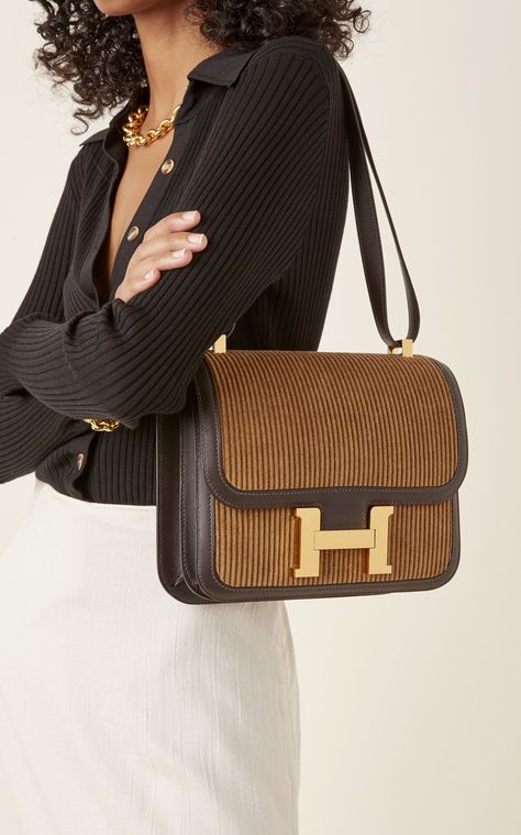 Hermes Shoulder Bag, Hermes Vintage Bag, Brown Hermes Bag, Hermes Branding, Hermes Constance Bag Outfit, Vintage Luxury Bags, Hermes Bags Constance, Hermes Bag Outfit, Constance Hermes