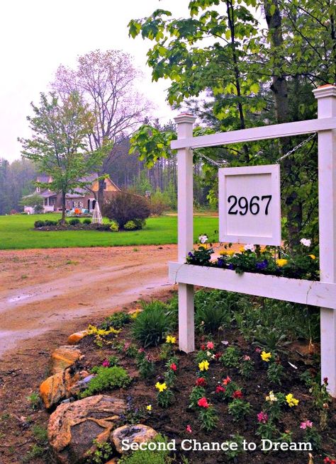 DIY House Number Sign Tutorial - Second Chance To Dream Driveway Sign, Driveway Markers, Driveway Entrance Landscaping, Entrance Landscaping, House Numbers Diy, Diy Curb Appeal, Pumpkin Planter, Driveway Ideas, Driveway Entrance