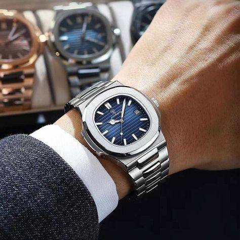 Classic Watches For Men, Watch Aesthetic, Best Watches For Men, Perpetual Calendar, Watch For Men, Business Meeting, Luxury Watches For Men, Stainless Steel Band, Modern Aesthetic