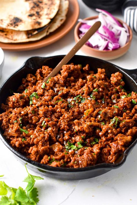 This TVP Taco Meat recipe is a delicious meat-free alternative for taco nights ready in 15 minutes. Bonus, textured soy proteins are not very expensive so it's a great low cost, high-protein vegan meal. Tvp Taco Meat, Tvp Recipes, Taco Meat Recipe, Easy Apple Dumplings, Soy Meat, Gluten Free Flatbread, Vegan Protein Recipes, Vegan Protein Sources, Taco Meat Recipes