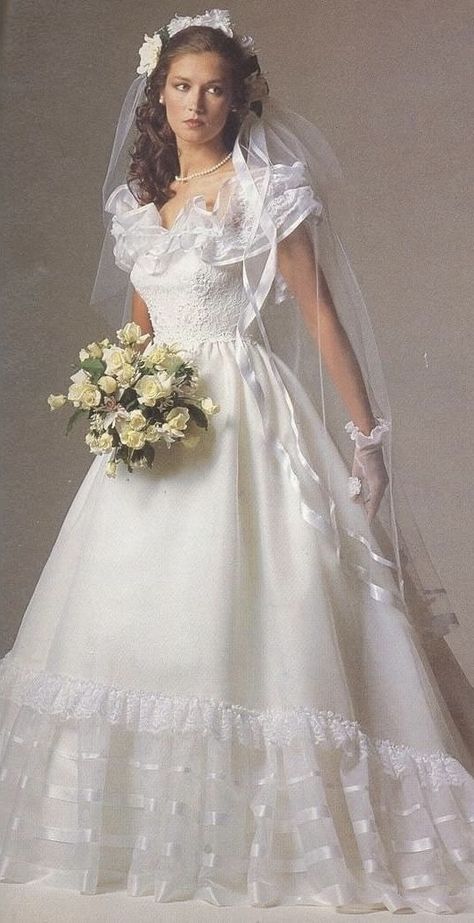 Old Vintage Wedding Dresses, Early 90s Wedding, Retro Inspired Wedding Dresses, Vintage Wedding Dress 80s, 1980s Wedding Dress Vintage, 50's Wedding Dress, Wedding Dresses 1990s Style, 80s Wedding Dress Vintage, Wedding Dresses 1980s Style