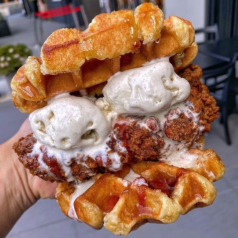 Food Heaven on Instagram: “Yeah fried chicken and waffles is good, butttttt have ya scoffed down a flamin hot dorito fried chicken waffle burg with ice cream, maple…” Fried Ice Cream Aesthetic, Waffles And Chicken, Doughnut Burger, Fried Ice Cream Recipe, Waffle Sandwich Breakfast, Sweet Taco, Chicken N Waffles, Salty Food, Baked Dessert