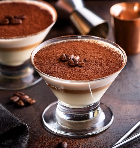 Indulgent Tiramisu Martini Recipe: A Perfect Dessert Cocktail for Any Occasion Tiramisu Martini Recipe, Tiramisu Cocktail, Tiramisu Martini, Lady Finger Cookies, Martini Recipe, Chocolate Liqueur, Tiramisu Recipe, One Pot Dishes, Cocktail Desserts