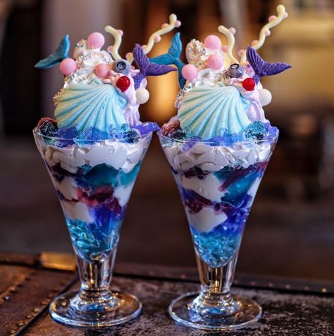 Blue Drink, Food Illustration Design, Cute Snacks, Pretty Drinks, Fancy Food, Cute Desserts, Food Themes, Frozen Desserts, Sweets Desserts