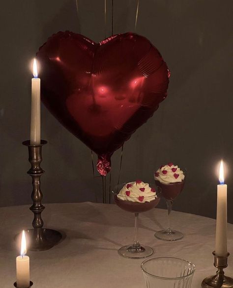 Fashion Symbols, Emotional Expression, Beautiful Symbols, Dinner Decoration, Modern Romance, Dream Room Inspiration, St Valentin, Romantic Dates, Romantic Valentine