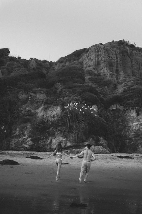 Best Engagement Photos, Engagement Photos Poses, Matador Beach, Downtown Santa Barbara, El Matador Beach, California Destinations, Sunset Session, Malibu Beach, Photos Poses