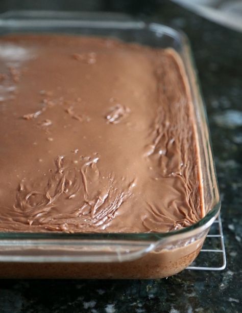 Boiled Frosting, Easy Chocolate Cake Recipe, Chocolate Goodies, Cookies And Cups, Easy Recipies, Chocolate Cake Cookies, Chocolate Cake Recipe Easy, Chocolate Sheet Cake, Easy Chocolate Cake