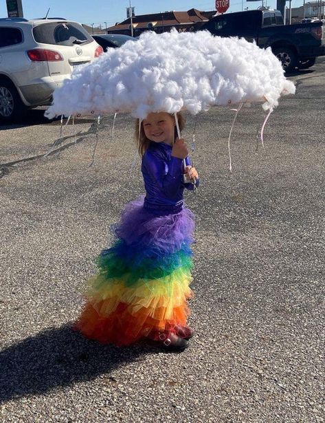 15+ People Whose Creative Level Exceeded All Boundaries Mom Halloween Costumes, Rainbow Costumes, Homemade Halloween Costumes, Diy Halloween Costumes Easy, Creative Costumes, Homemade Halloween, Fantasias Halloween, Easy Halloween Costumes, Cute Halloween Costumes