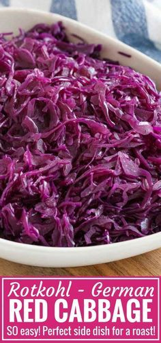 Purple Cabbage Recipes, Cooked Red Cabbage, German Red Cabbage, German Side Dishes, Red Cabbage With Apples, Sweet And Sour Cabbage, German Food Authentic, Red Cabbage Recipes, Braised Red Cabbage