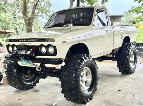 Blacked Out Cars, Mini Trucks 4x4, Toyota Pickup 4x4, Vintage Pickup, Tacoma Truck, Vintage Pickup Trucks, Toyota 4x4, Classic Pickup Trucks, Toyota Trucks