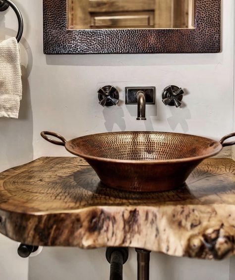 Copper And Wood Bathroom, Wood Vanity Top, Hammered Copper Sink, Copper Sink Bathroom, Rustic Bathroom Designs, Dekor Diy, Bathroom Design Decor, Copper Sink, Wood Vanity