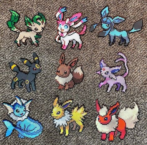 Eeveelutions Perler Bead Patterns, Sylveon Perler Beads, Eeveelutions Perler, Eevee Pixel Art, Pokemon Perler Bead Patterns, Perler Sprites, Nerdy Perler Beads, Perler Bead Pokemon Patterns, Hama Beads Pokemon