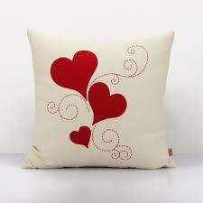 Cojines Cushion Embroidery, Valentines Pillows, Pillow Crafts, Bantal Sofa, Cushion Cover Designs, Embroidered Throw Pillows, Sewing Pillows, 자수 디자인, Diy Pillows