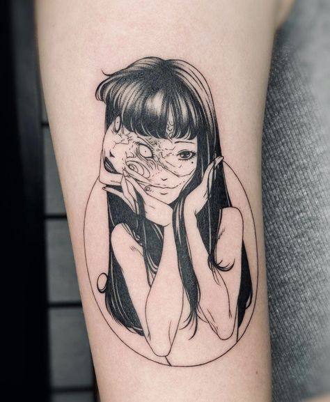 Best Fine-Line tattoo artist in New York City - Fan Wu | iNKPPL Tomie Kawakami, Mangas Tattoo, Unusual Tattoo, Pretty Hand Tattoos, Epic Tattoo, Manga Tattoo, Fine Line Tattoo, Inspiration Tattoos, Line Tattoo