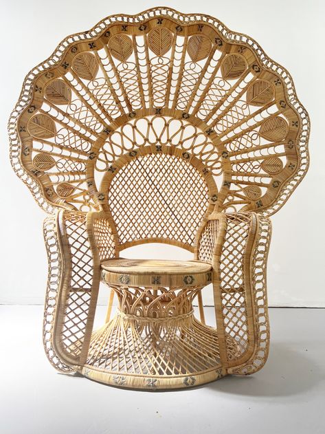 Goddess Of Truth, Rattan Peacock Chair, Queen Chair, Bespoke Chair, Boho Style Decor, Chair Sofa Bed, Peacock Chair, Bamboo Furniture, Wicker Decor