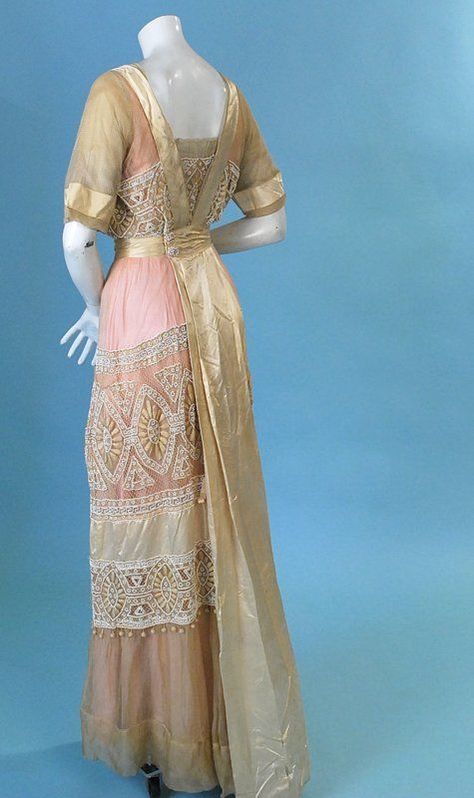 Titanic Gowns (2015) - Robes de Coeur 1910 Dress, Edwardian Dresses, Edwardian Gowns, Titanic Dress, Fashion 1910, 1910s Fashion, Edwardian Dress, 20th Century Fashion, Old Dresses