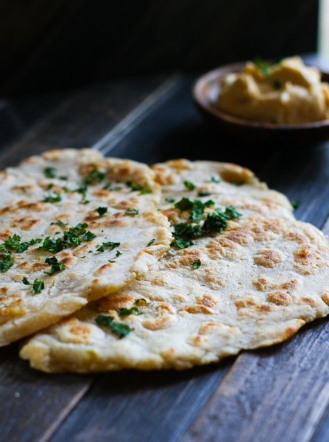 Grain-Free Naan Bread with Cassava Flour Cassava Flour Recipes, Indian Bread Recipes, Recipes With Naan Bread, Grain Free Bread, Gluten Free Meal Plan, Flat Breads, Paleo Bread, Naan Recipe, Cassava Flour