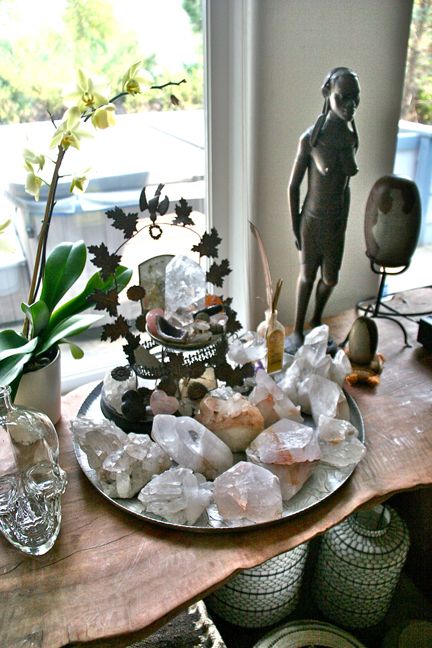 anahata's home.  a tray of crystal. Anahata Katkin, Carved Crystals, Aesthetic Layout, Crystal Plate, Crystal Altar, Astrology Jewelry, Meditation Altar, Crystal Garden, Crystal Display