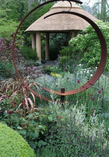 Chelsea Garden, Garden Sculptures, Upcycle Ideas, Metal Sculptures, Metal Garden Art, Garden Art Sculptures Diy, Have Inspiration, Chelsea Flower, Chelsea Flower Show