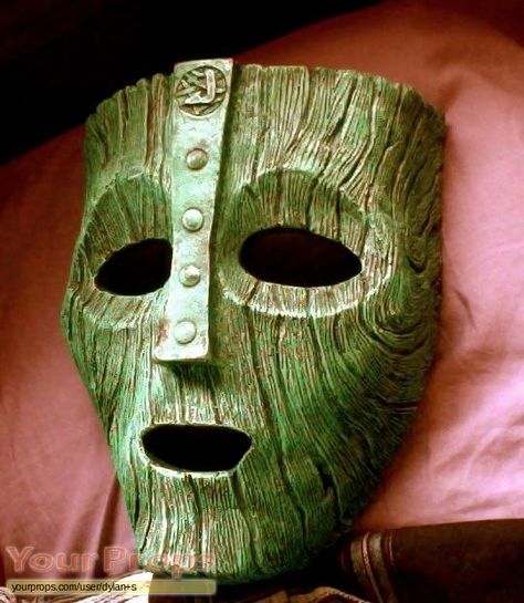 Ƭɦҽ ᗰαʂƙ O Mascara, Wood Mask, Wooden Mask, The Mask, The Mask Cartoon, Son Of The Mask, Jim Carrey The Mask, Creepy Masks, Wood Carving Art Sculpture