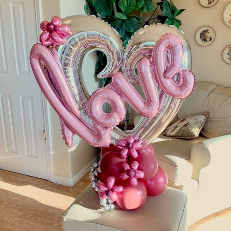 Ballon Bouquets Valentines, Valentine Balloon Arrangements, Valentine Day Balloon Bouquets, Valentine’s Day Balloon Arrangements, Heart Balloon Bouquet, Balloon Decorations Valentines, Balloon Valentine Ideas, Valentines Balloon Gift, Valentine Balloon Bouquets