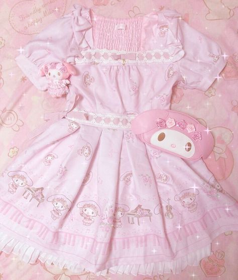 ʚ♡ɞ pinterest: horrorbaby Light Feminine Aesthetic, Twin Aesthetic, My Melody Outfit, Light Feminine, Stationery Kawaii, Kawaii Gifts, Pastel Fashion, Kawaii Plushies, Dress Up Dolls